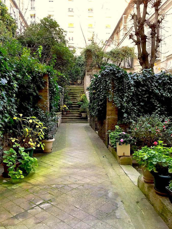 L'Appartement Orsel Paris Exterior foto